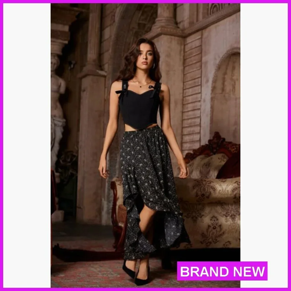 Floral Sweetheart Neckline Corset Top Adjustable Lacing Renaissance Style